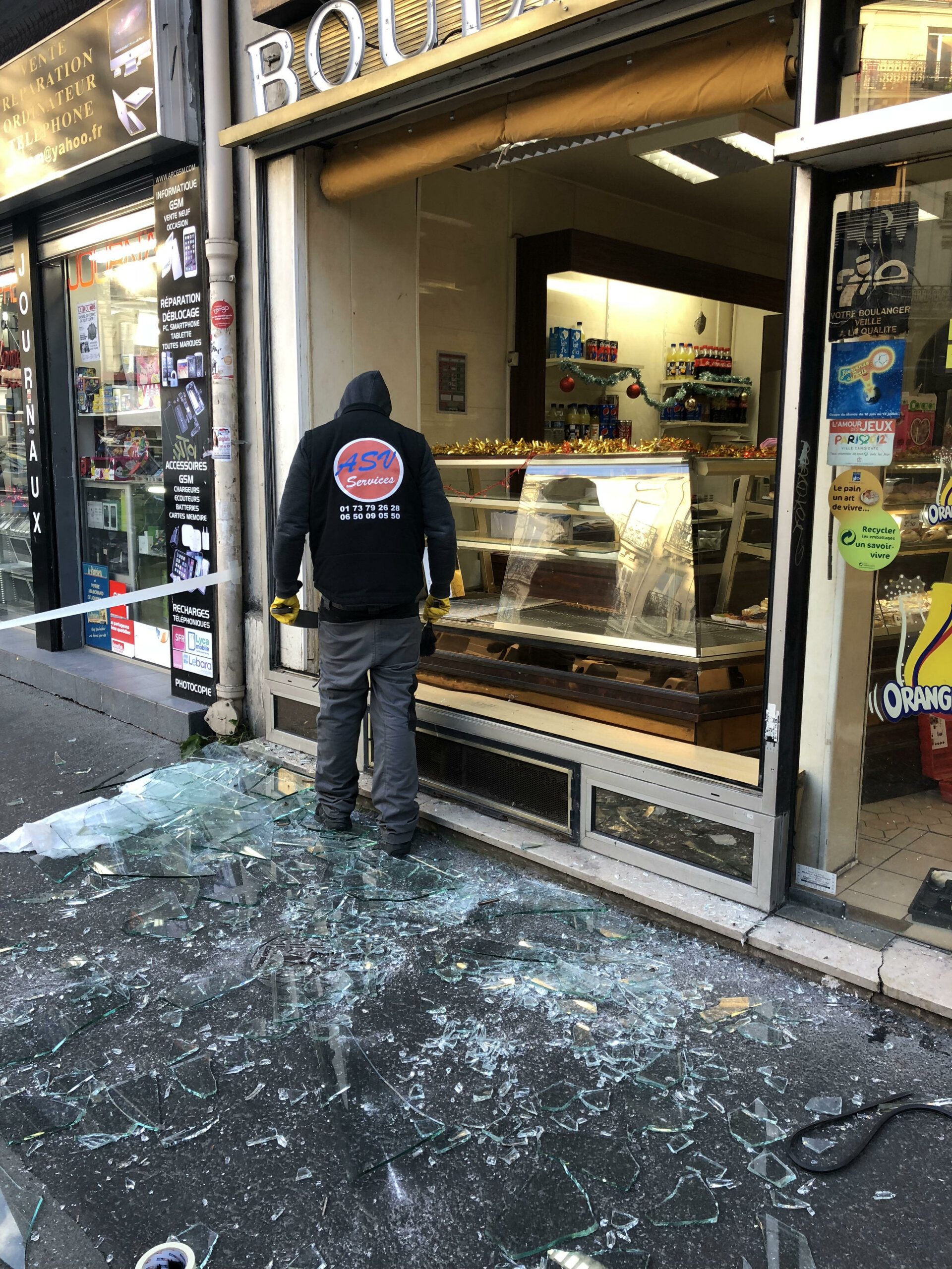 Dépannage Vitrine Cassée Paris