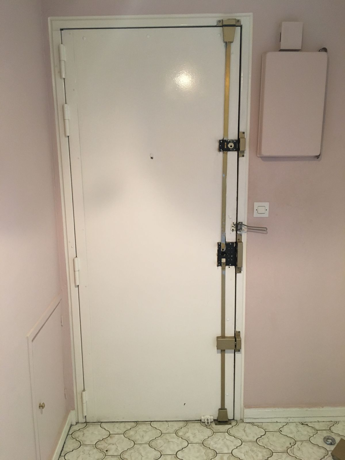 Installation de serrure Paris