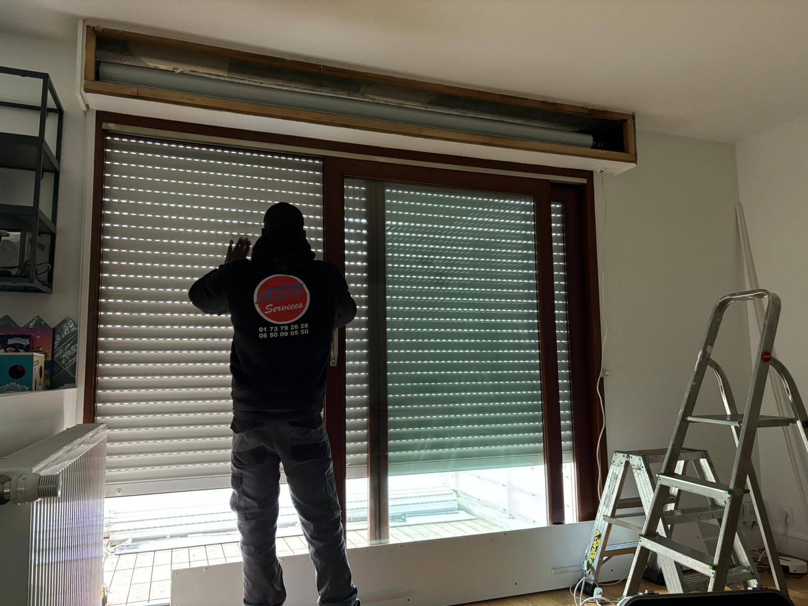 Intervention dépannage caisson volet roulant paris